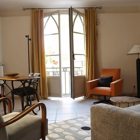 Apartamento Uzes Centre Quartiers Des Arts Charme De L'Ancien Exterior foto