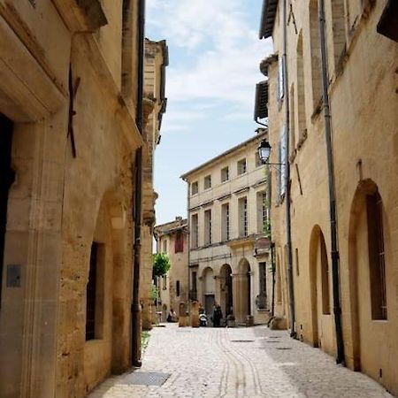 Apartamento Uzes Centre Quartiers Des Arts Charme De L'Ancien Exterior foto